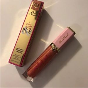 Too Faced x Jordyn Woods lipgloss Social Butterfly